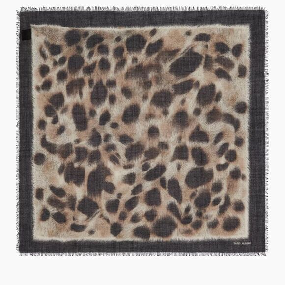 NWT Saint Laurent
Square Snow Leopard Bandana In Wool - Picture 4 of 7